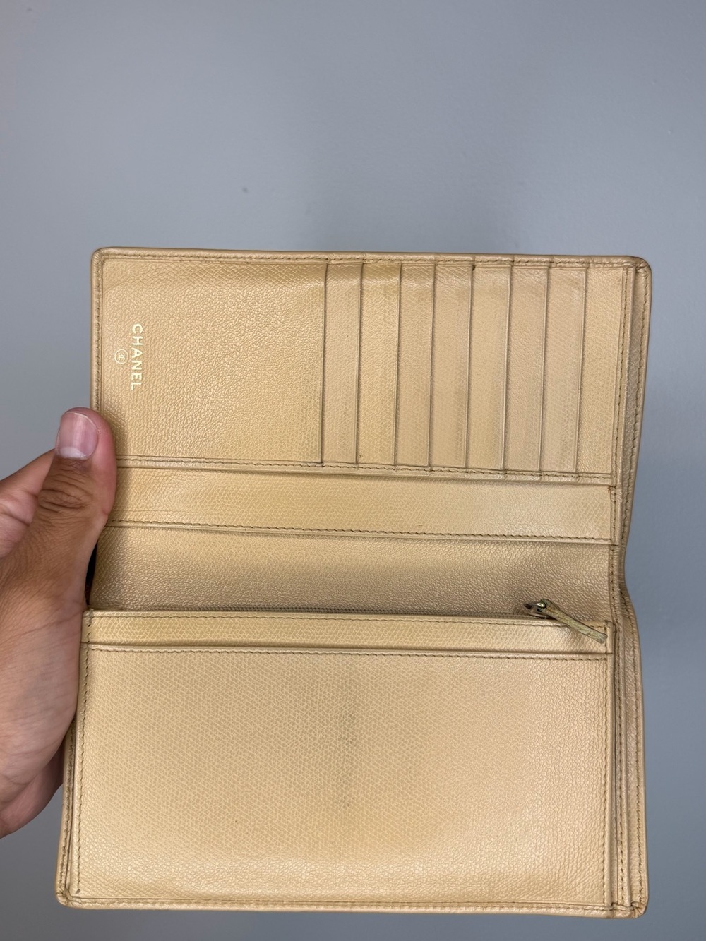 CHANEL Tan Leather Clutch Bag - Picture 5 of 9